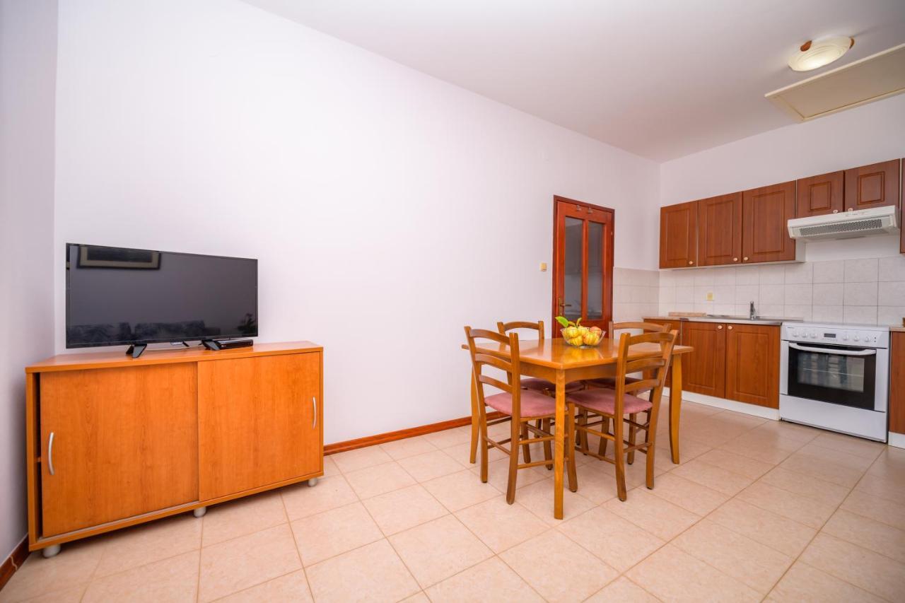 Apartments Marina Veskovic Nerezine Extérieur photo