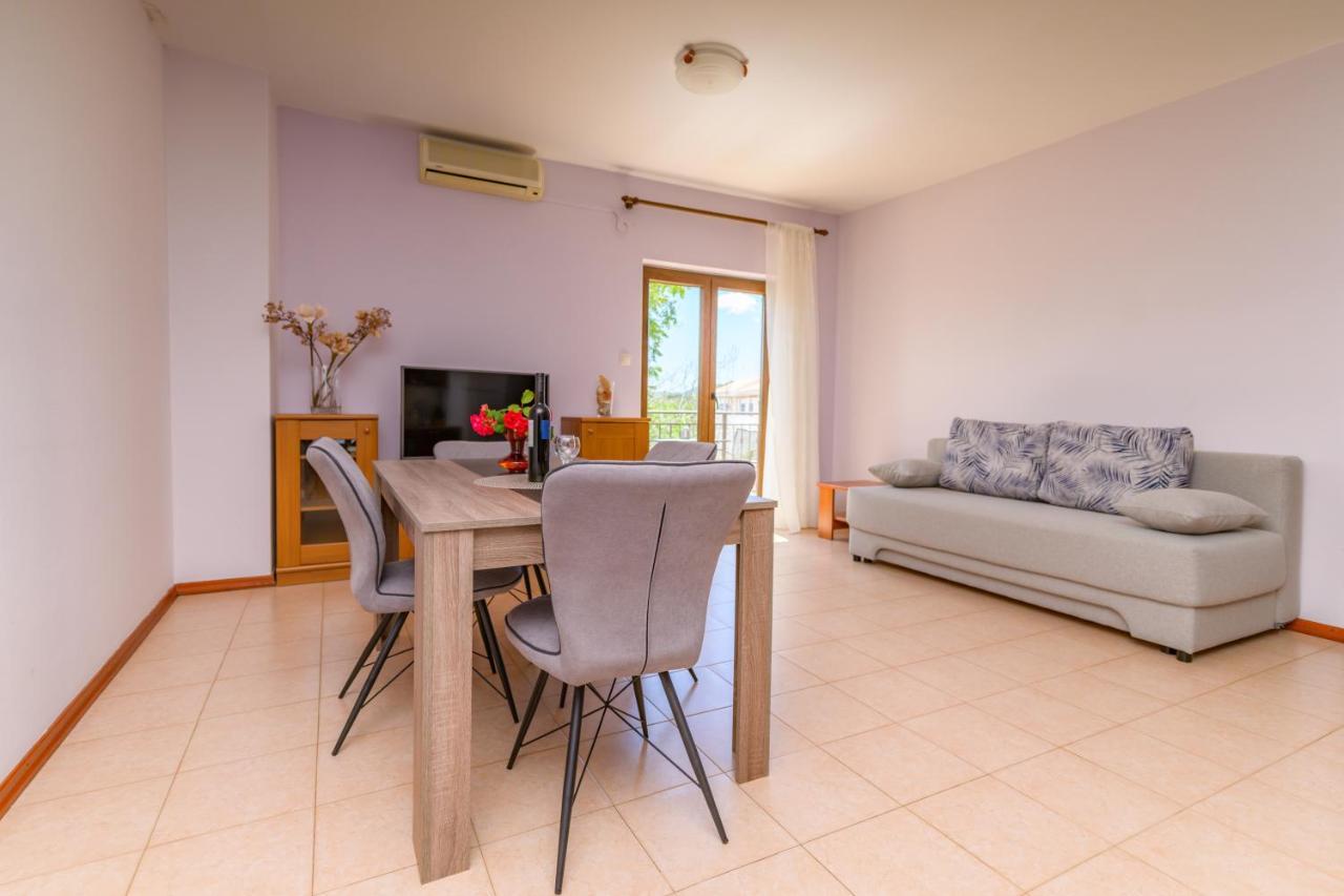 Apartments Marina Veskovic Nerezine Extérieur photo