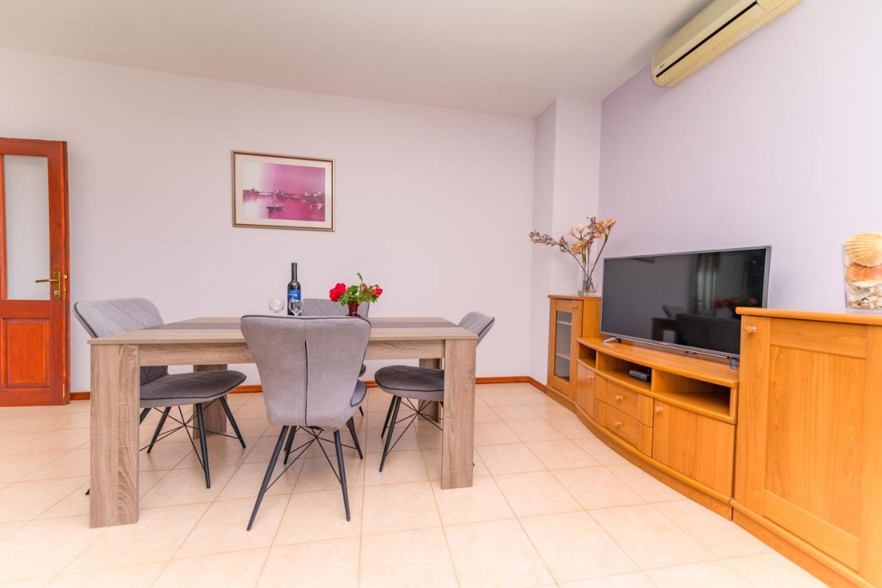 Apartments Marina Veskovic Nerezine Extérieur photo
