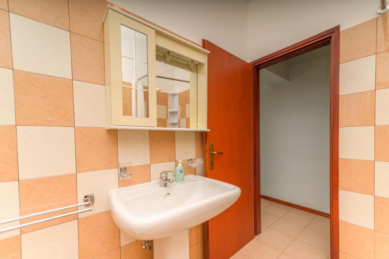 Apartments Marina Veskovic Nerezine Extérieur photo